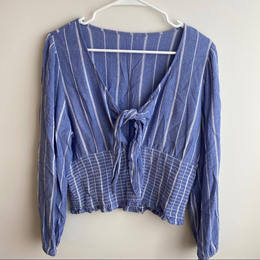 AE Tie front cinched bottom long sleeve top